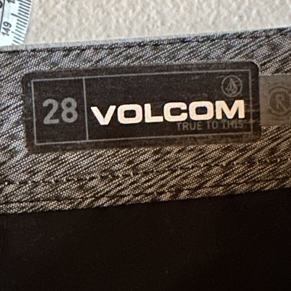 Volcom True To This Shorts Mens Size 28 Skate Surf Beach Gray Hybrid Preppy - Picture 12 of 13